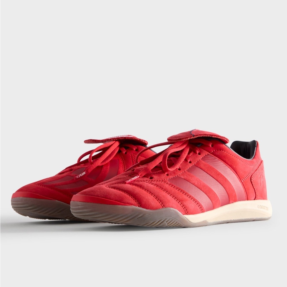 Kith for adidas Football Predator 2002
IC
Red / White